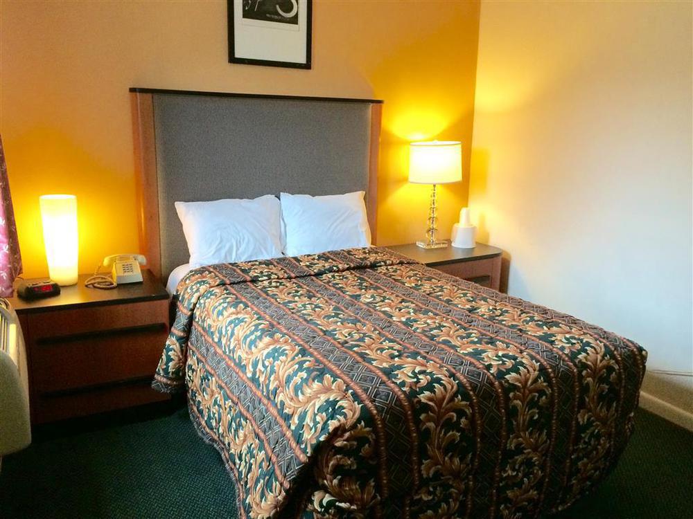 Americas Best Value Inn Media Philadelphia الغرفة الصورة