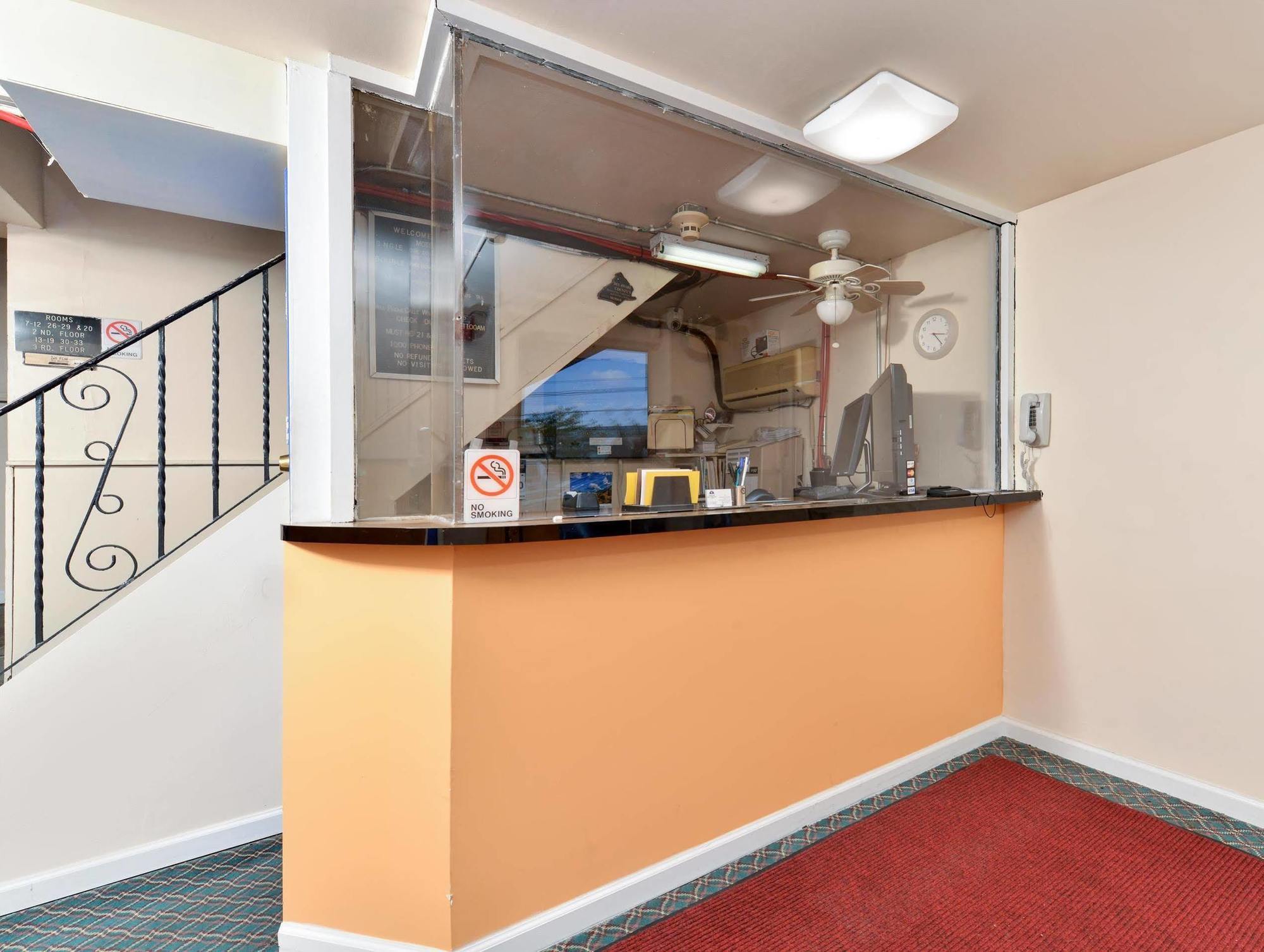 Americas Best Value Inn Media Philadelphia المظهر الخارجي الصورة